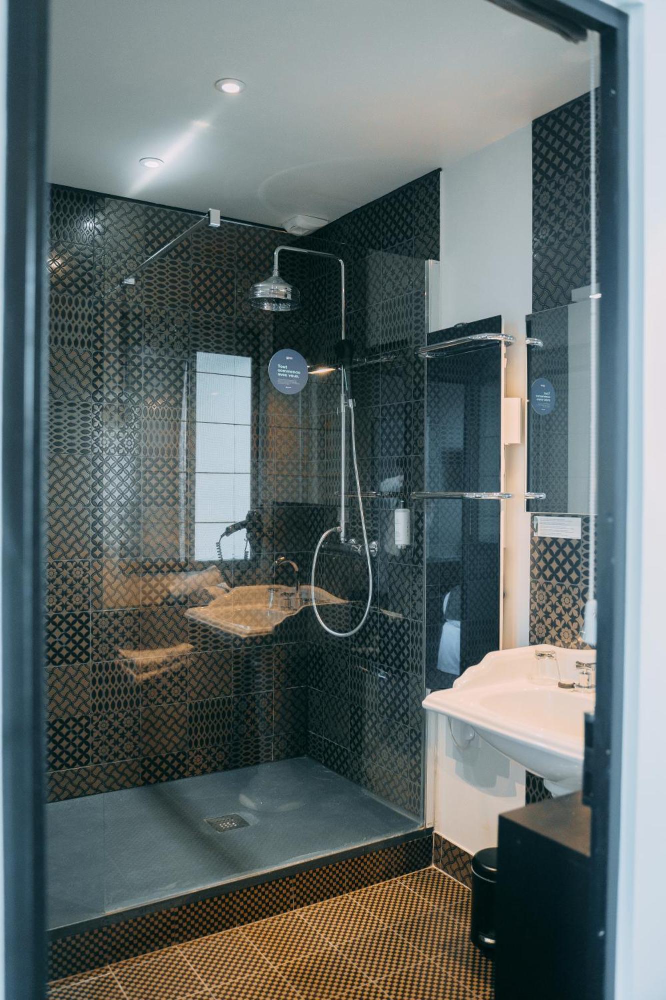 Hotel Les Agapanthes بلوبازلانيك المظهر الخارجي الصورة